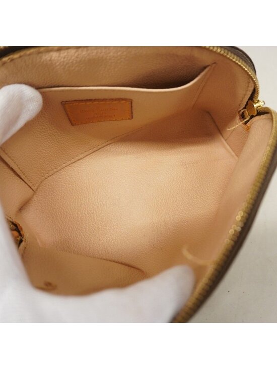 Designer Makeup Bag, Cosmetic Pouch in Monogram | LOUIS  Louis Vuitton Pouch Monogram Pochette Cosmetic PM Brown